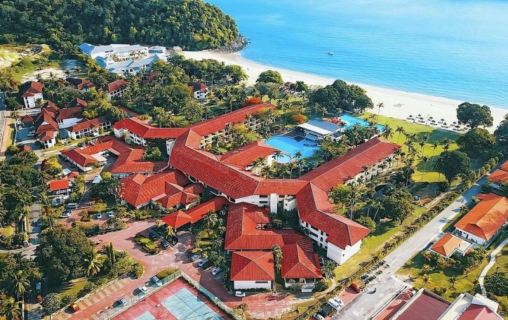 Holiday Villa Beach Resort & Spa Langkawi 4*