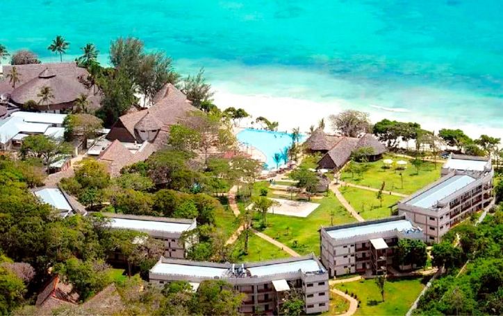 Diamonds Leisure Beach & Golf Resort 5*