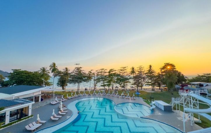 Hotel Royal Yao Yai Island Beach Resort 5*